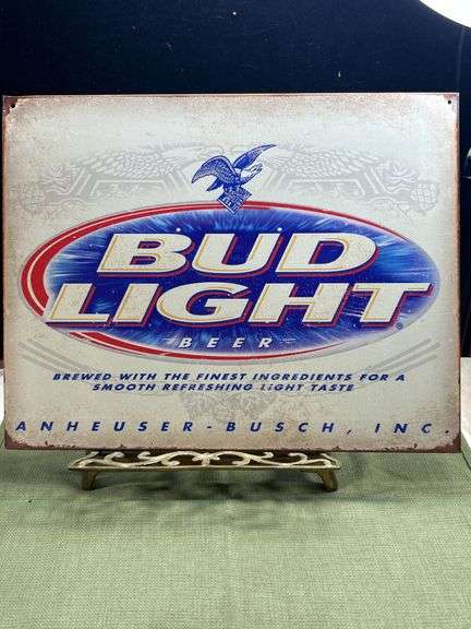 Nice Bud Light metal Sign