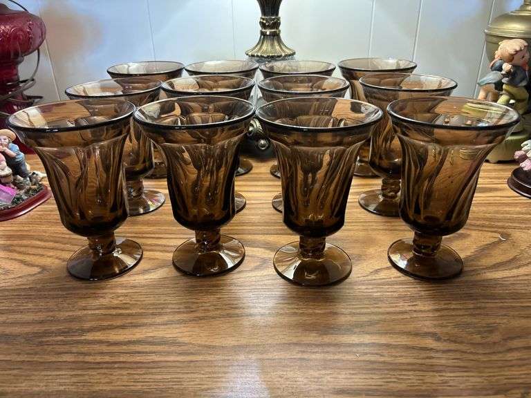 (12) -FOSTORIA GLASS JAMESTOWN Vintage Brown Champagne