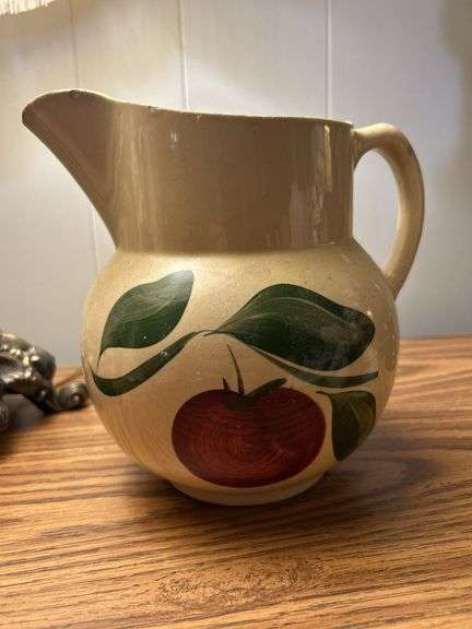 Watt pottery 17 Water pitcher