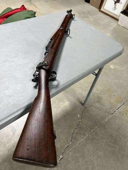 Nice Early military rifle -see photos for maker & date