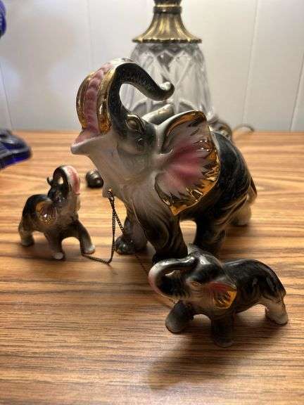 Old ceramic Elephant set