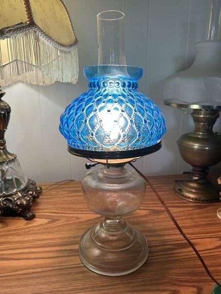 Nice Early oil lamp -converted to electric-