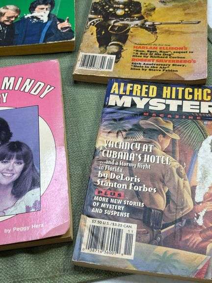 Great lot of collectible books