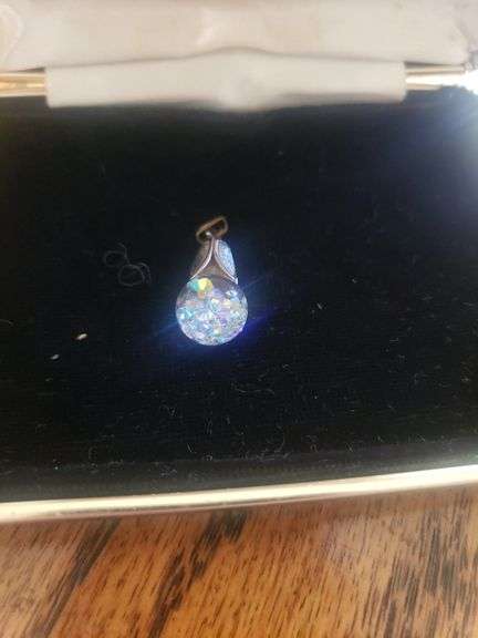 Vintage floating opal pendant