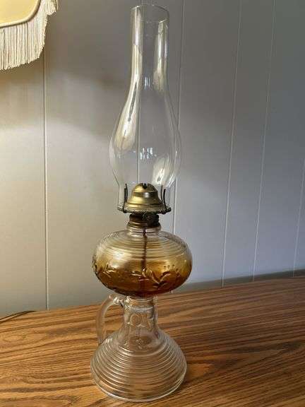 Early finger lamp with embossed designs