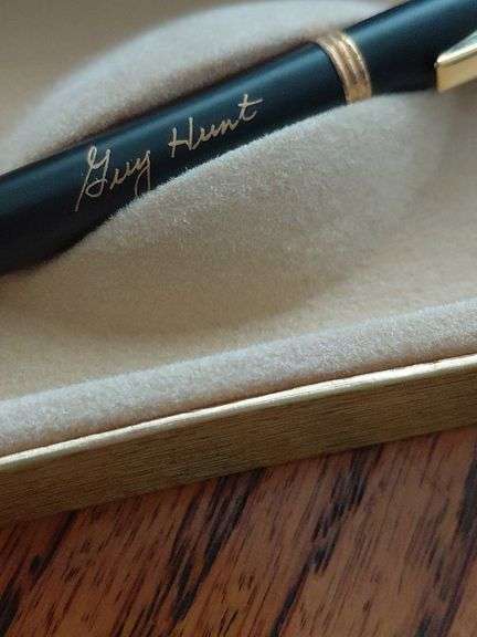 Engraved Guy Hunt pen
