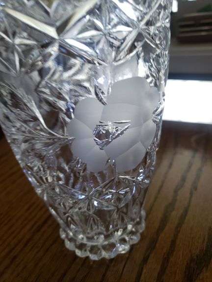 Imperial crystal rose collection vase
