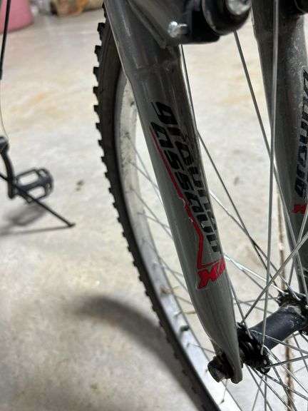 Roadmaster Granite Peak Adult bicycle