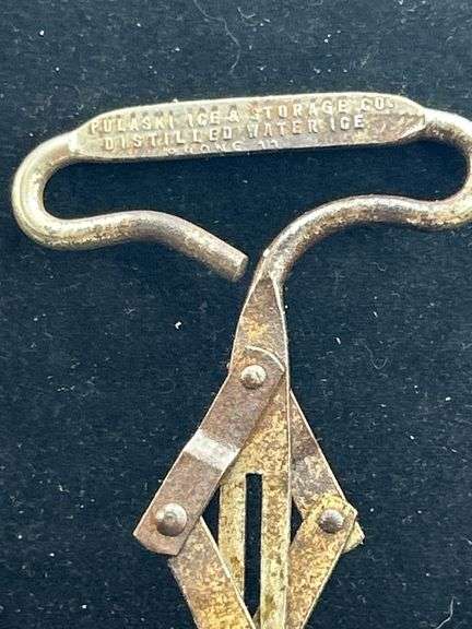 Pulaski Ice and Storage Rare set of Adv Ice Tongs