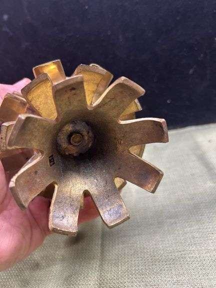 Neat Brass Pine comb