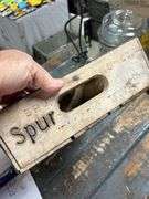 Rare find! Unusual 28 count SPUR bottle return crate Pulaski TN