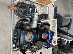 Awesome lot of vintage Lionel train items -look this lot up $$$$