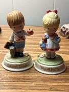 Beautiful 1986 Avon Figurines