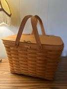 1998 Longaberger Picnic Pie basket