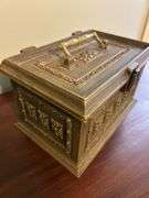 Sewing box with contents -see all photos