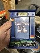 Awesome lot of vintage Lionel train items -look this lot up $$$$