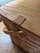 1998 Longaberger Picnic Pie basket