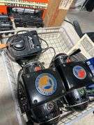 Awesome lot of vintage Lionel train items -look this lot up $$$$