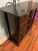 Nice clean modern cabinet