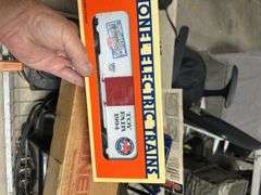 Awesome lot of vintage Lionel train items -look this lot up $$$$