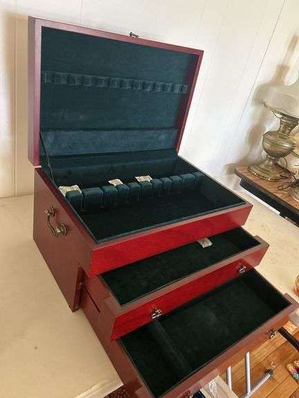 Large silverware chest