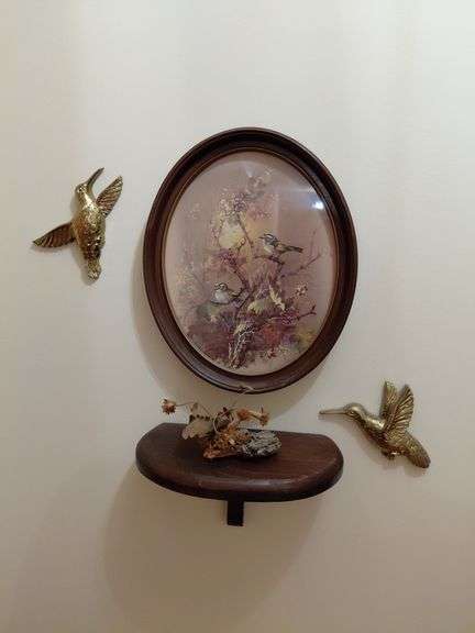 Hummingbird Wall decor in hallway