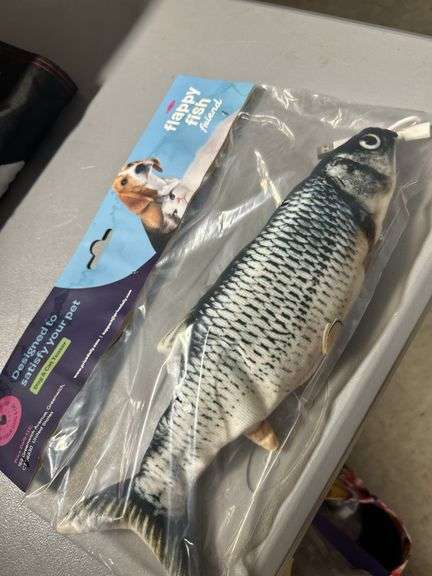Flappy fish pet toy