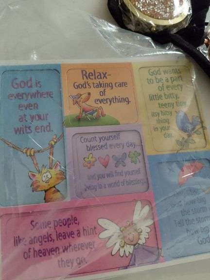 Organizer compacts and back of magnets