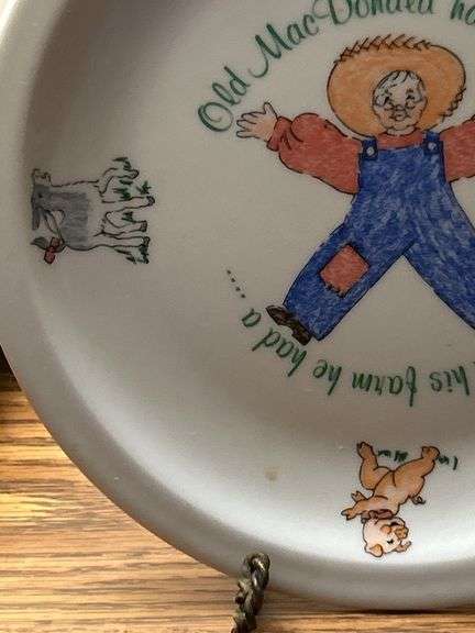 Old Macdonald had a farm child’s plate made in France