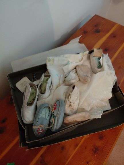 Baby shoes