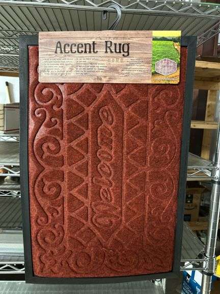 Nice new WELCOME accent rug 15x24