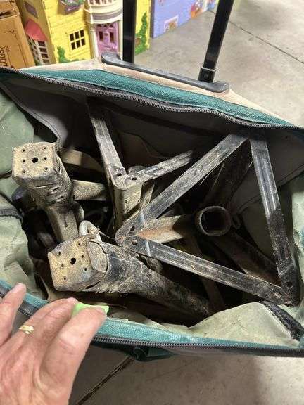 Large bag of Jack stands ￼