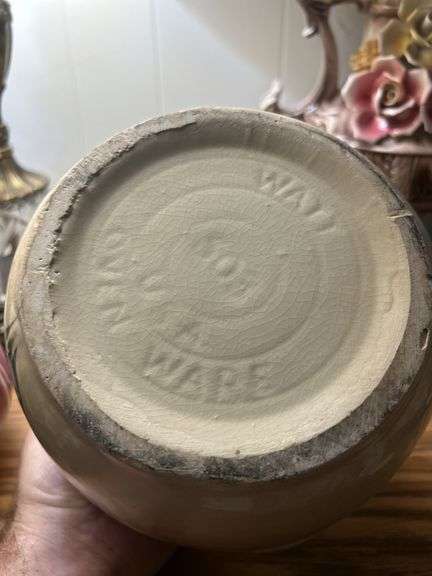 Watt open top stoneware planter