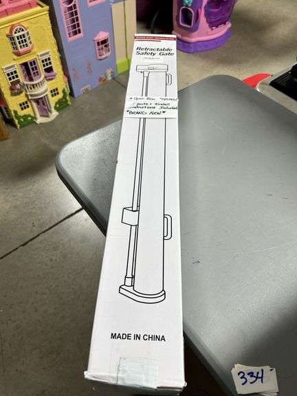 Retractable safety gate -tested all parts to install - instructions included -brand new
