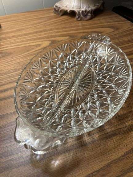Nice clear glass divided service tray