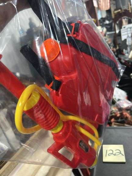 Water Game pump with HUGE Squirt