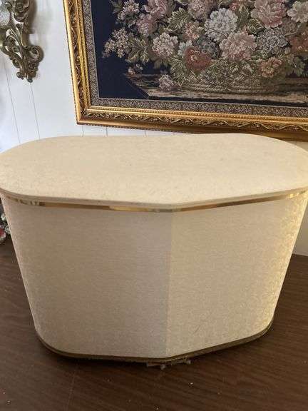 Vintage clothes hamper