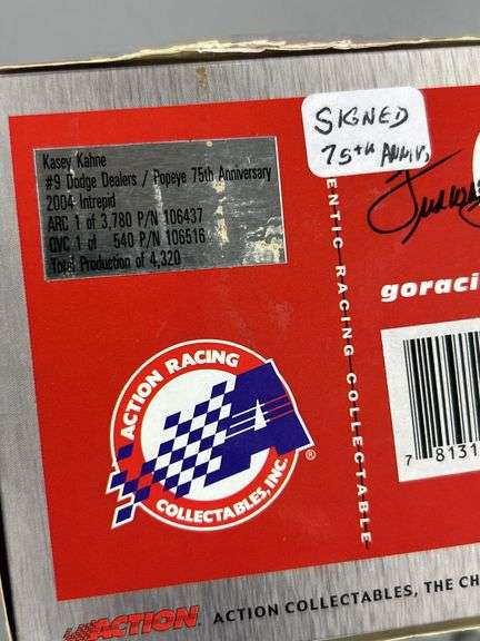 Kaey Kahne Popeye 75th anniversary 2004 Dodge intrepid total production 4320 (autographed )￼