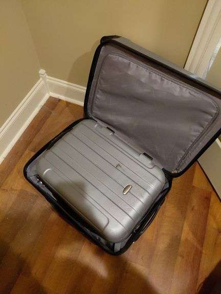 2 piece luggage set