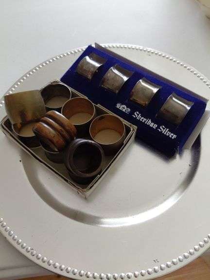 Tray w/napkin holders