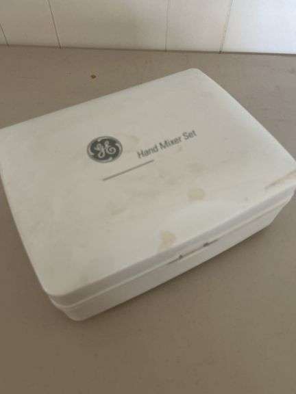 GE hand mixer set in hard case