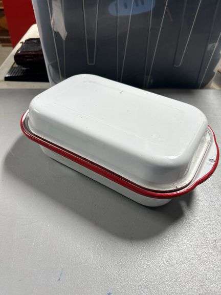 Too old of enamel pans