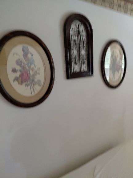 Wall decor in master bedroom