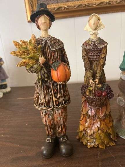 Crate lot of Christmas decor