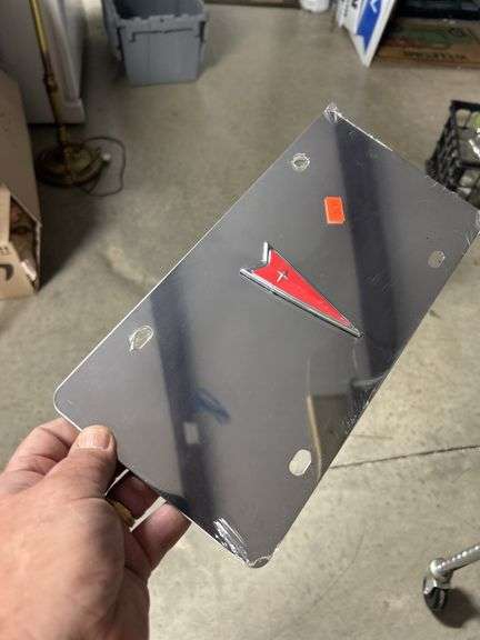 Pontiac heavy duty auto tag