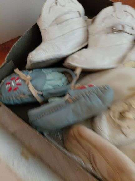 Baby shoes