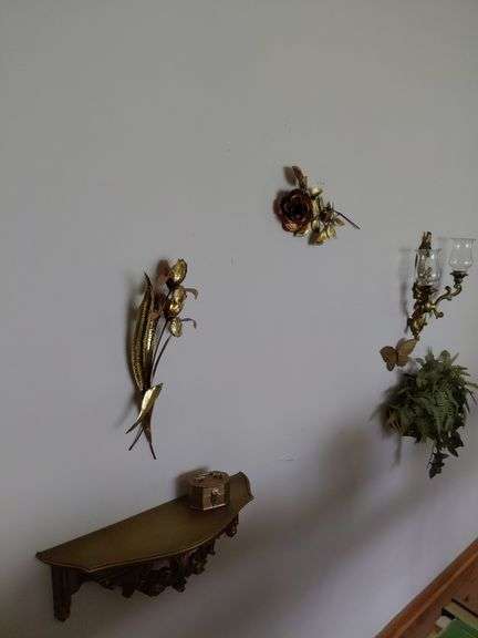 Wall decor in living room