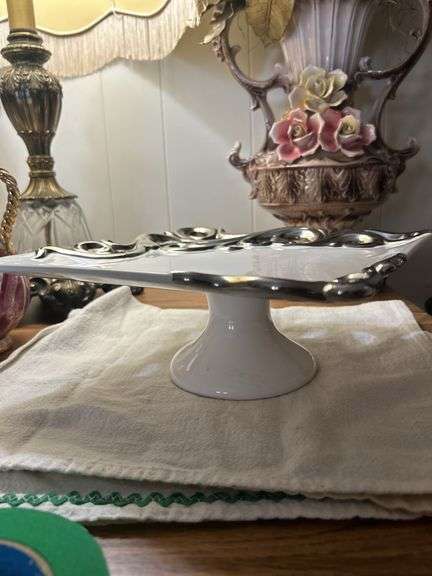 Nice elegant dessert stand