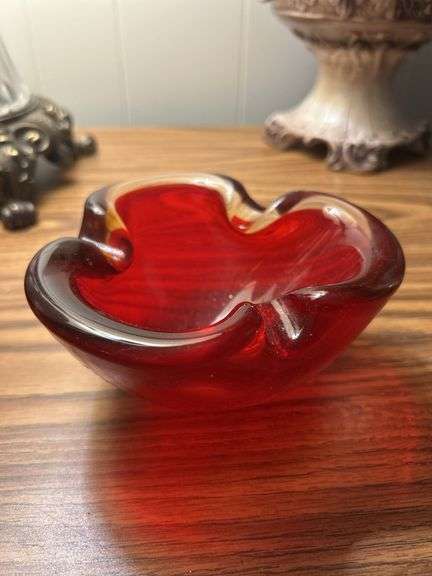 Murano glass ashtray, Mid-Century Modern