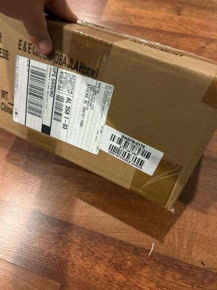 New Twin XL mattress pad  -see photos